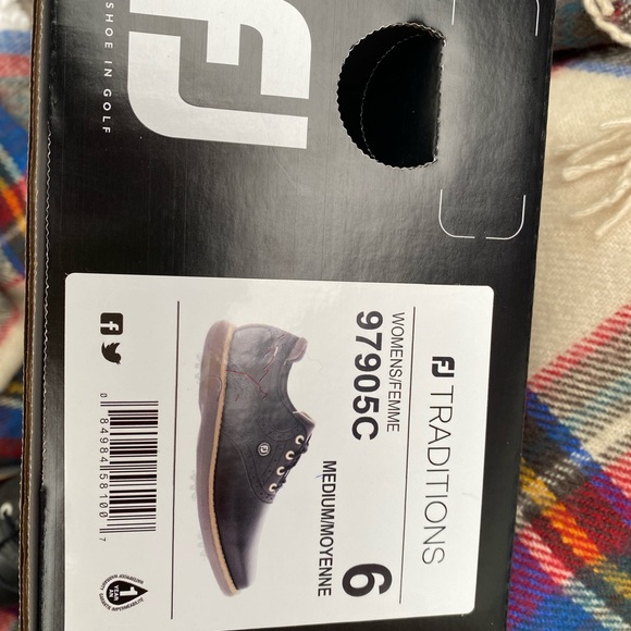 FootJoy Women’s Traditions Golf Shoes - Picture 6 of 8